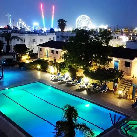 Thomas * 아이아 나파