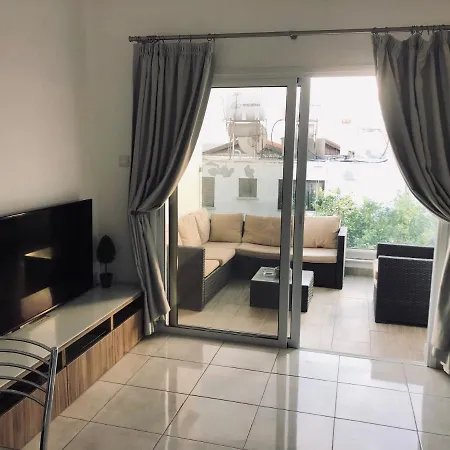 Thomas Apartment