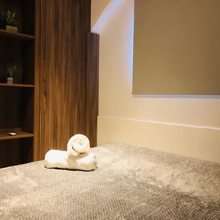 Thomas Apartament