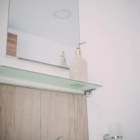 Thomas Айя-Напа